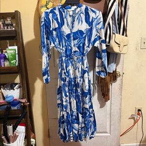 H&M Blue and White Long Sleeve Dress